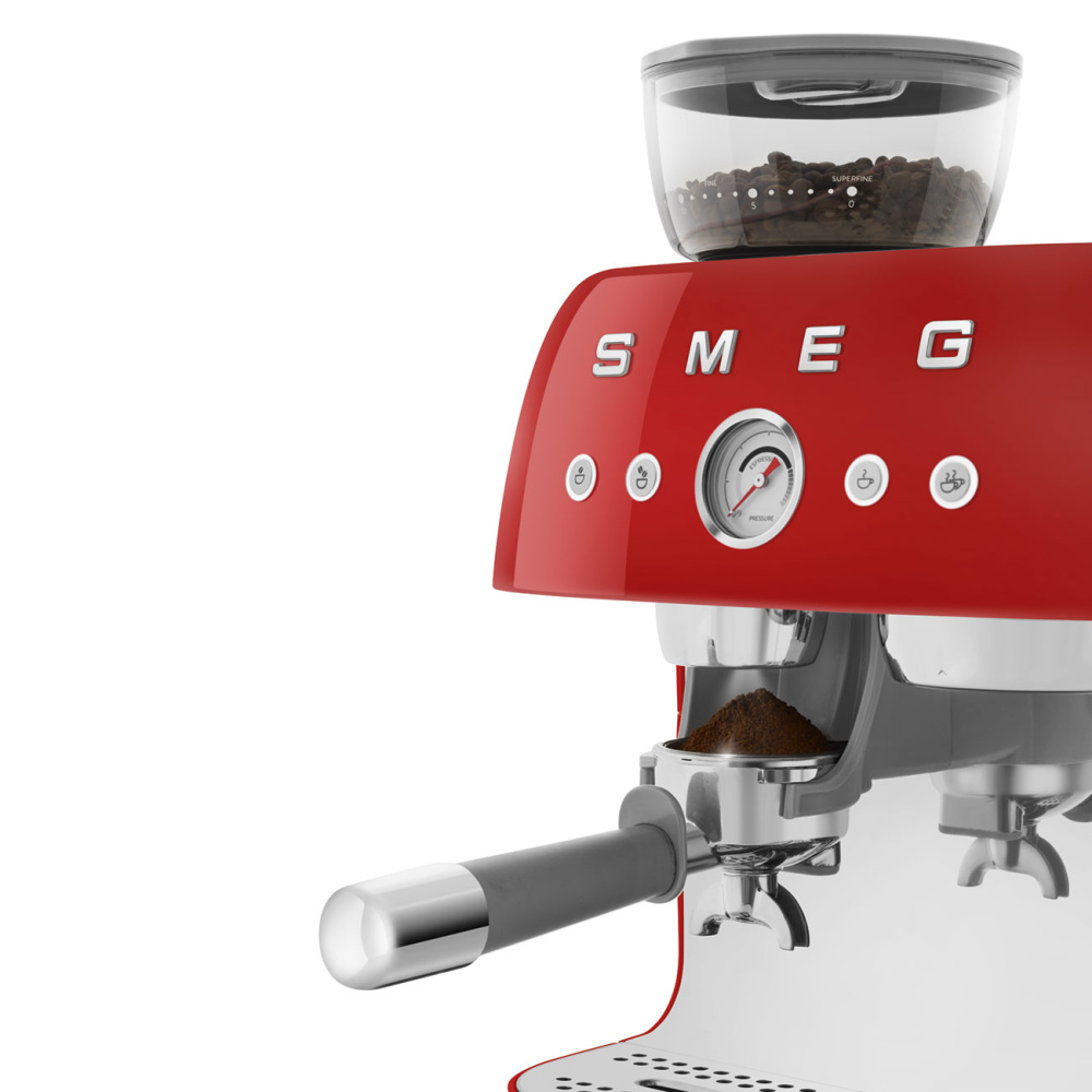 Рожковая эспрессо кофемашина со встроенной кофемолкой SMEG EGF03RDEU